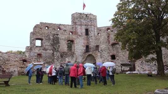 WYCIECZKA NA ZAMEK TENCZYN I DO ALWERNI | 37
