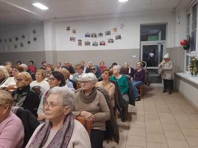 Wykład “Sztuczna inteligencja (AI) w codziennym życiu seniora”  mgr Janusz Ślesak | 3