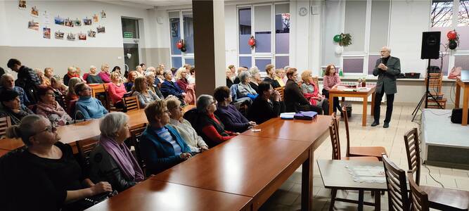 Wykład “Sztuczna inteligencja (AI) w codziennym życiu seniora”  mgr Janusz Ślesak | 1