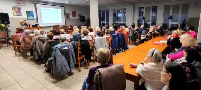 Wykład “Sztuczna inteligencja (AI) w codziennym życiu seniora”  mgr Janusz Ślesak | 2