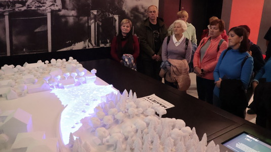 WYCIECZKA NA ZAMEK TENCZYN I DO ALWERNI | 44