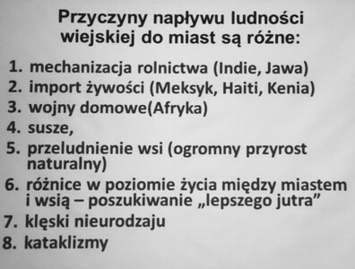 Czy jesteśmy skazani na cywilizację megaslamsów? - wykład dr n. hum. Marii Zrałek | 12