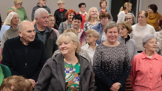 “Z uśmiechem Ci do twarzy - dobry humor, lepsze życie” | 19