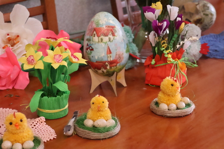 Wielkanocne ozdoby. Wystawa rękodzieła - warsztaty prowadzone przez kol. Agnieszkę Kozerską | 3