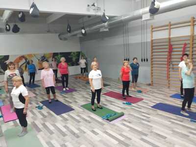 Piątkowe zajęcia gimnastyczne „Zdrowe plecy” | 2