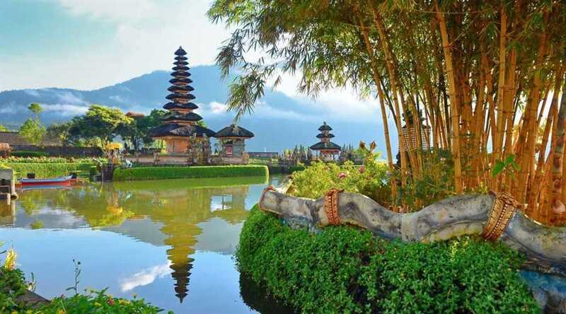 Indonezja - kraj 17 tys. wysp siedmiuset języków i siedmiu religii”