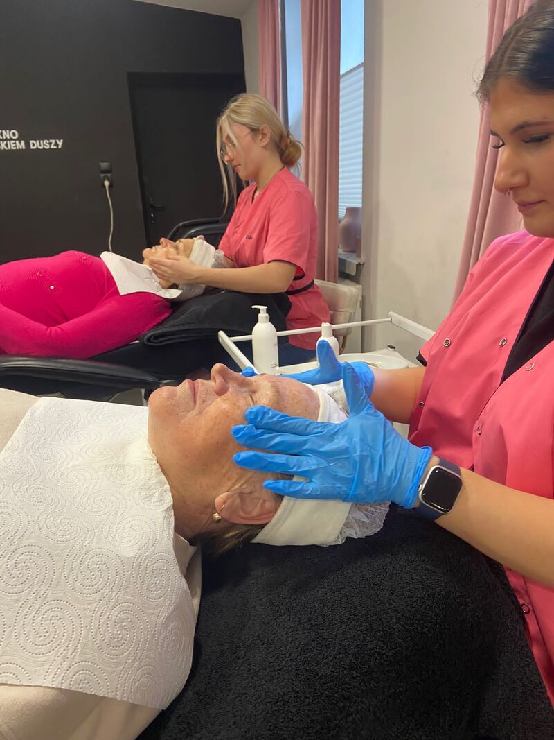 Warsztaty kosmetyczne 3.02.2025r.