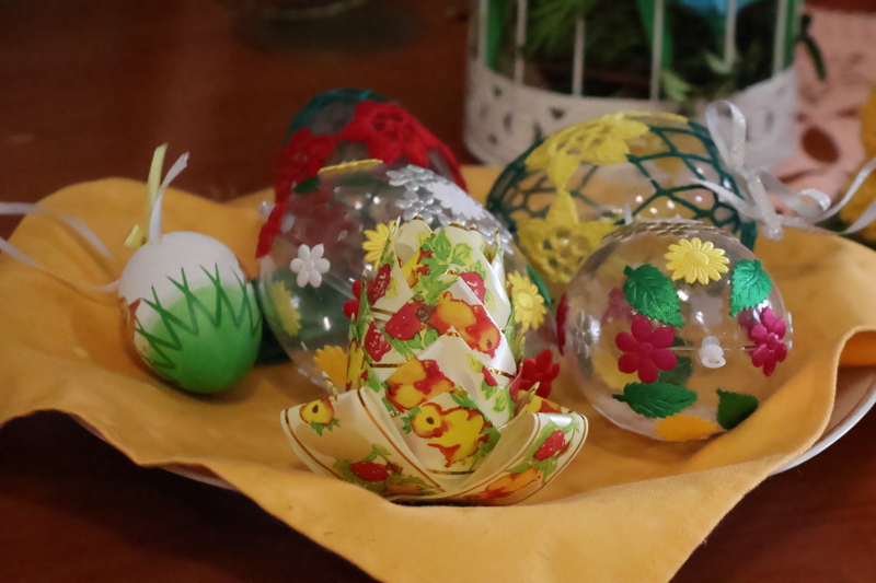 Wielkanocne ozdoby. Wystawa rękodzieła - warsztaty prowadzone przez kol. Agnieszkę Kozerską