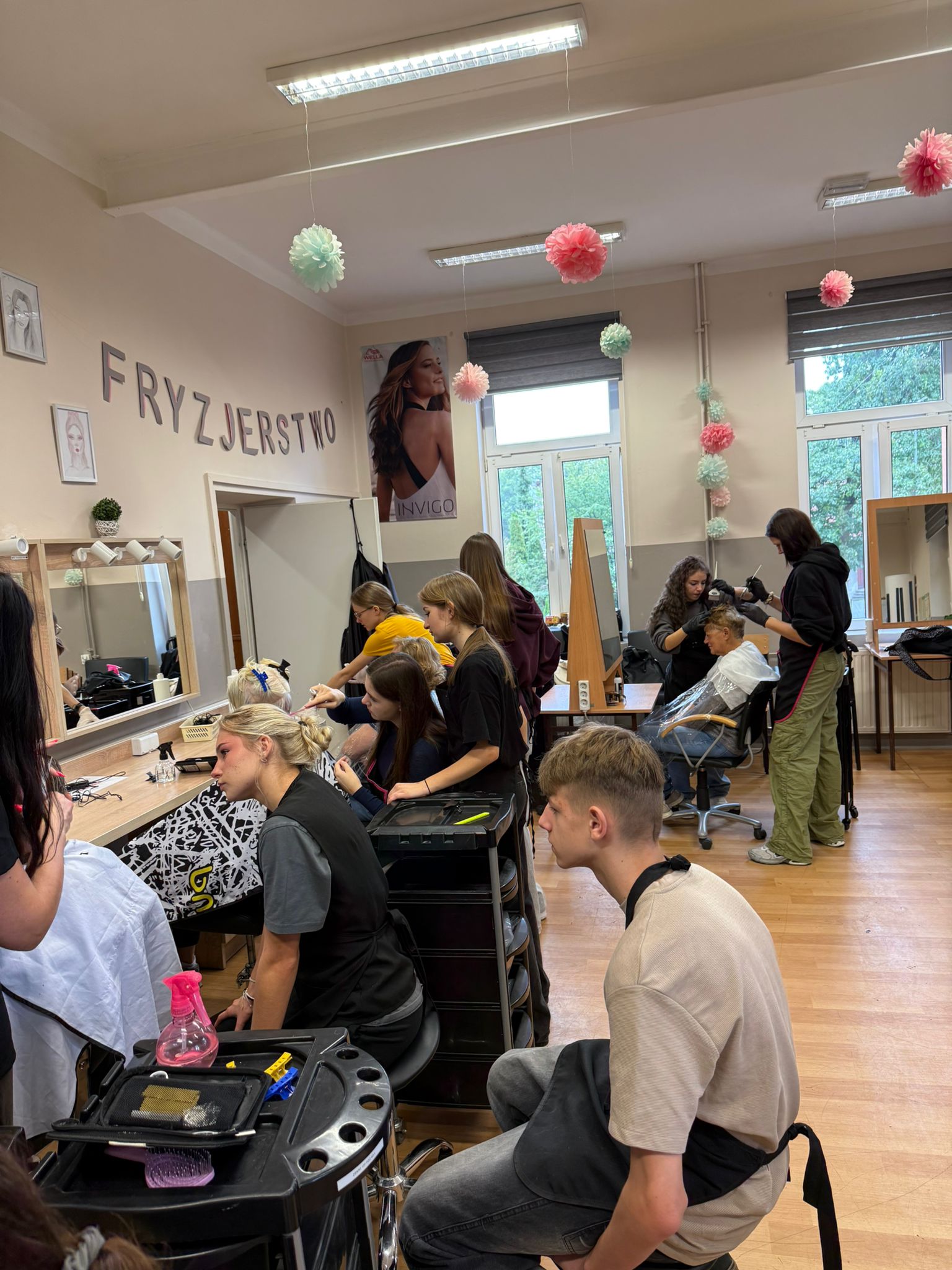 Informacja dla członków UTW – warsztaty fryzjerskie