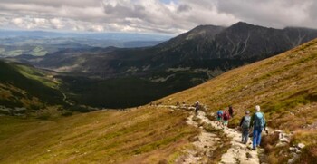 Plan wycieczek turystyczno - rekreacyjnych- Listopad